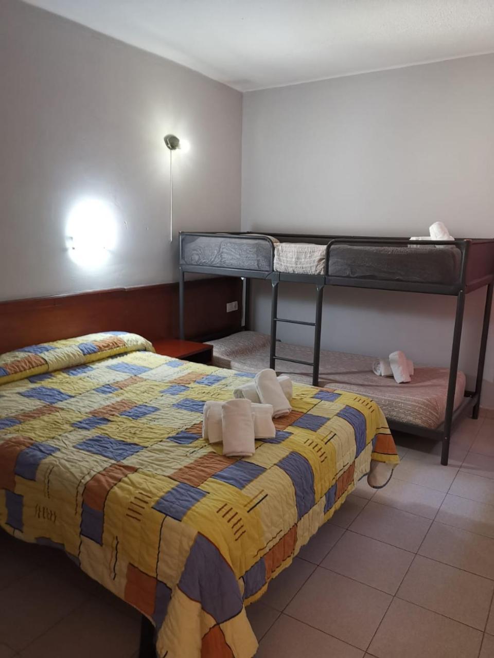 Hotel Residencial Continental 安道尔城 外观 照片